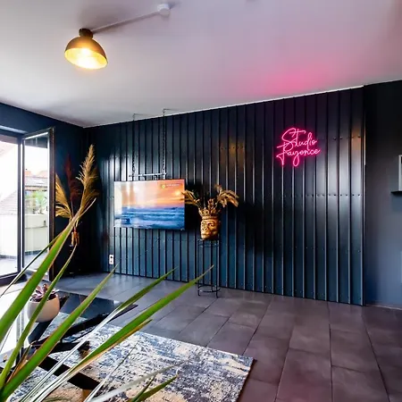 Fayence - Emma, Netflix, Wifi, Workspace * Karlsruhe